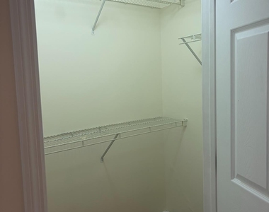 215 Prestwick Way - Photo Thumbnail 24