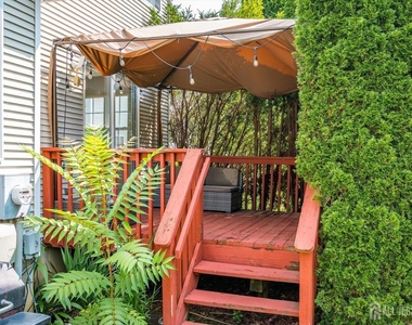 15 Allison Court - Photo Thumbnail 42