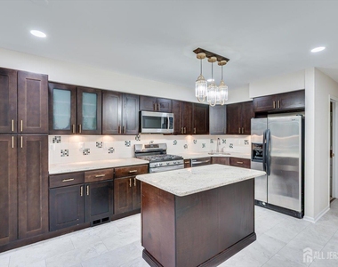 15 Allison Court - Photo Thumbnail 17