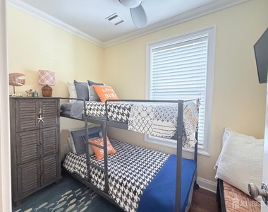 576 Ocean Avenue - Photo Thumbnail 14