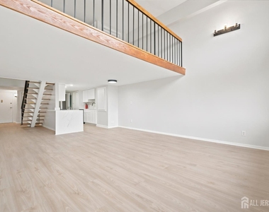 40 Fayette Street - Photo Thumbnail 2