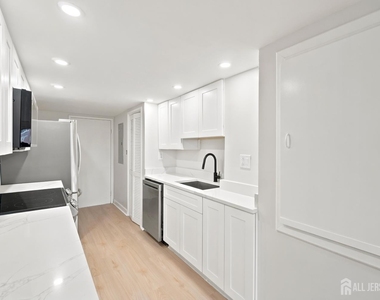 40 Fayette Street - Photo Thumbnail 5