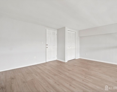 40 Fayette Street - Photo Thumbnail 8