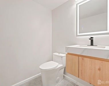 40 Fayette Street - Photo Thumbnail 13