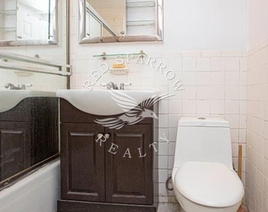 330 E 49th Street - Photo Thumbnail 10