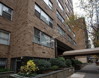 330 E 49th Street - Photo Thumbnail 12