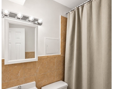 222 1st Avenue - Photo Thumbnail 3