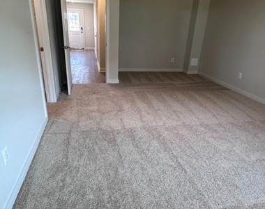 387 Huntwell W Boulevard - Photo Thumbnail 20