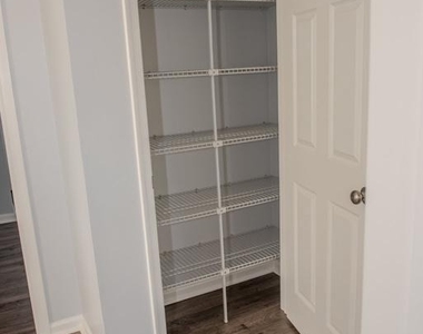 2926 Sorrell Court - Photo Thumbnail 23