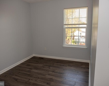 2926 Sorrell Court - Photo Thumbnail 19
