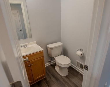 2926 Sorrell Court - Photo Thumbnail 12