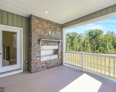 1400 Crested Iris Drive - Photo Thumbnail 25