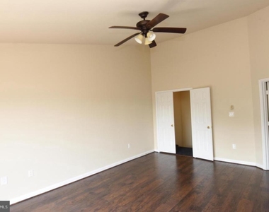 7953 Coachcrest Court - Photo Thumbnail 24
