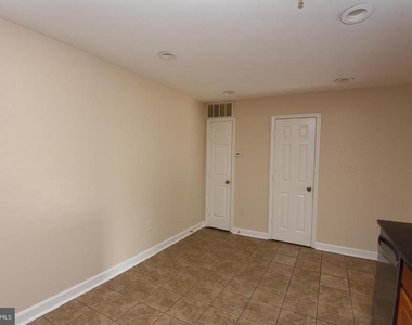 7953 Coachcrest Court - Photo Thumbnail 7
