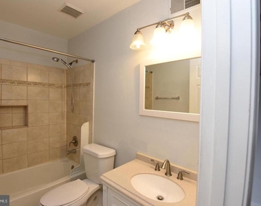 7953 Coachcrest Court - Photo Thumbnail 18