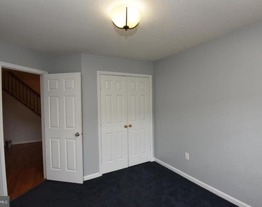 7953 Coachcrest Court - Photo Thumbnail 16