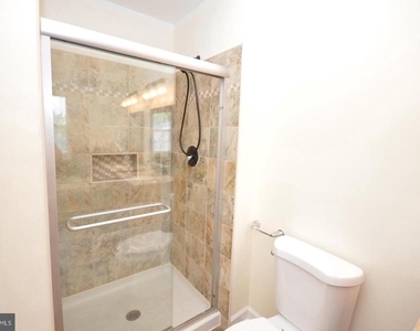 7953 Coachcrest Court - Photo Thumbnail 29