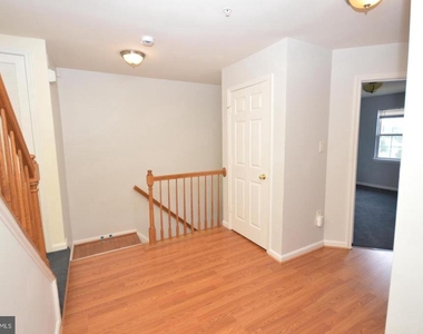 7953 Coachcrest Court - Photo Thumbnail 11