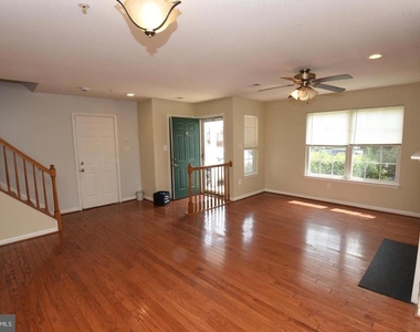 7953 Coachcrest Court - Photo Thumbnail 1