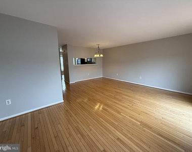 12730 Nettlecreek Place - Photo Thumbnail 5