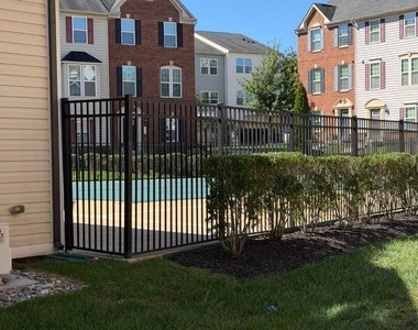 6972 Kona Drive - Photo Thumbnail 2