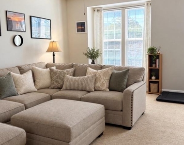 6972 Kona Drive - Photo Thumbnail 4