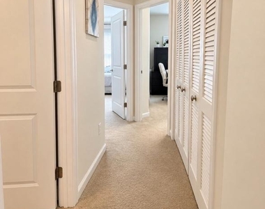 6972 Kona Drive - Photo Thumbnail 6