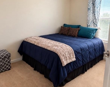 6972 Kona Drive - Photo Thumbnail 9