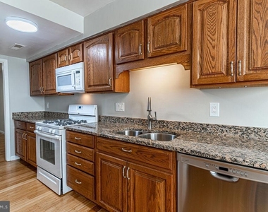 4311 Elliot Court - Photo Thumbnail 6