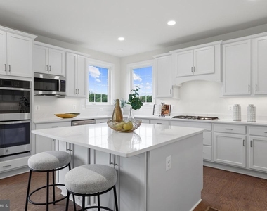 14496 Aurora Drive - Photo Thumbnail 12