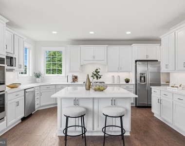 14496 Aurora Drive - Photo Thumbnail 13
