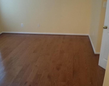 2554 Miranda Court - Photo Thumbnail 9