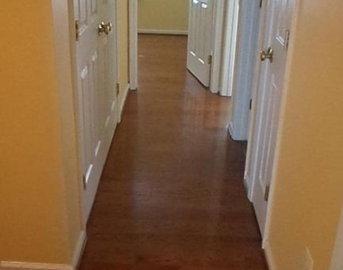 2554 Miranda Court - Photo Thumbnail 8