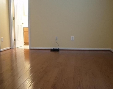 2554 Miranda Court - Photo Thumbnail 14