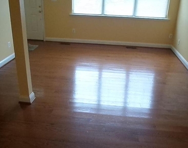2554 Miranda Court - Photo Thumbnail 4