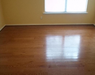 2554 Miranda Court - Photo Thumbnail 10