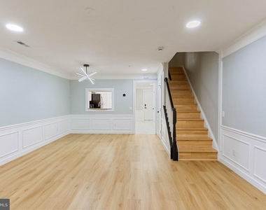 46930 Courtyard Square - Photo Thumbnail 15
