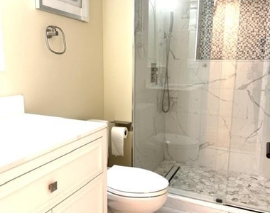 9409 Starlit Ponds Drive - Photo Thumbnail 5