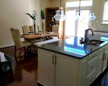 13717 Neil Armstrong Avenue - Photo Thumbnail 13