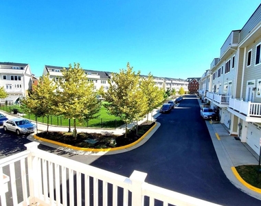 13717 Neil Armstrong Avenue - Photo Thumbnail 40