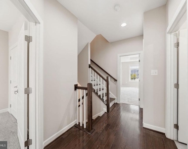 13717 Neil Armstrong Avenue - Photo Thumbnail 29