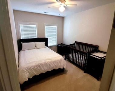 13717 Neil Armstrong Avenue - Photo Thumbnail 28