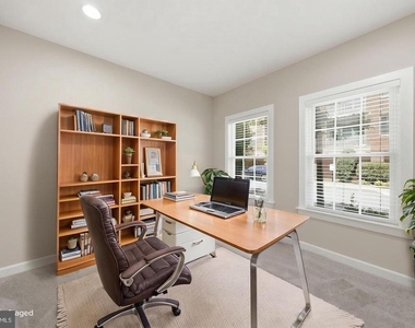 13717 Neil Armstrong Avenue - Photo Thumbnail 5