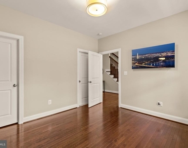 6203 Champion Oak Court - Photo Thumbnail 6