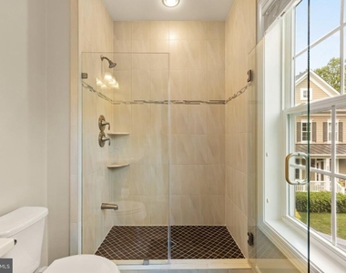 6203 Champion Oak Court - Photo Thumbnail 43