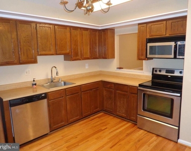 6021 Heatherwood Drive - Photo Thumbnail 4