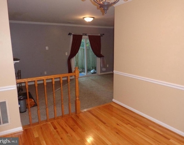 6021 Heatherwood Drive - Photo Thumbnail 2