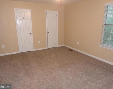 6021 Heatherwood Drive - Photo Thumbnail 8