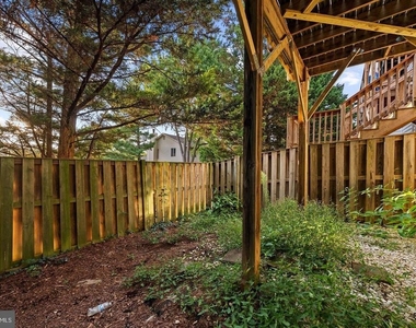 1122 Cypress Tree Place - Photo Thumbnail 26