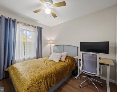 1122 Cypress Tree Place - Photo Thumbnail 23